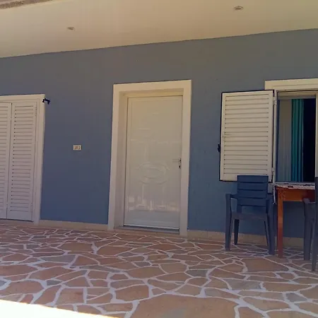 Village Relax Apartment Himare